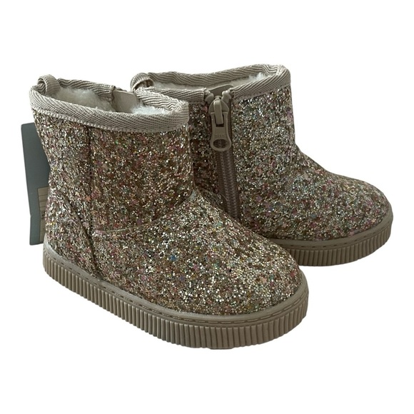 040 Cat & Jack Glittery Gold Kids Boots - Picture 2 of 9